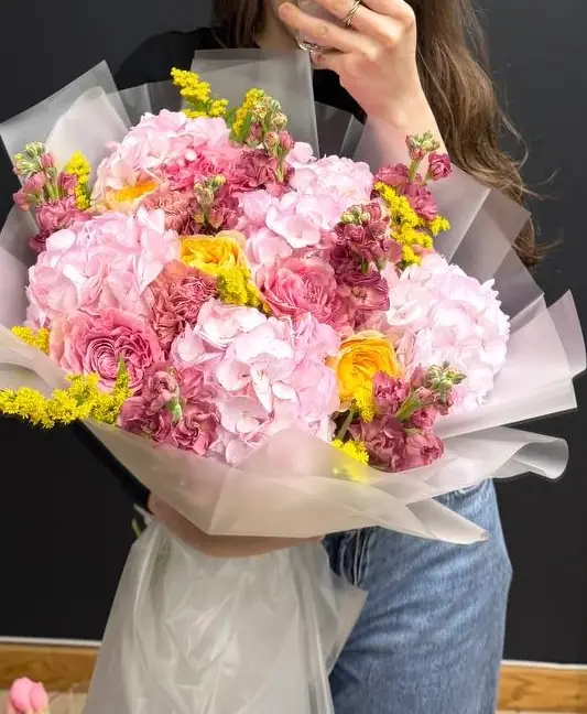 Luxury hydrangea and rose classic bouquet arrangement by Boston Flowers for delivery in Boston
