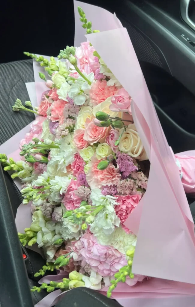 Luxury luxury rose and hydrangea garden bouquet arrangement by Boston Flowers for delivery in Boston
