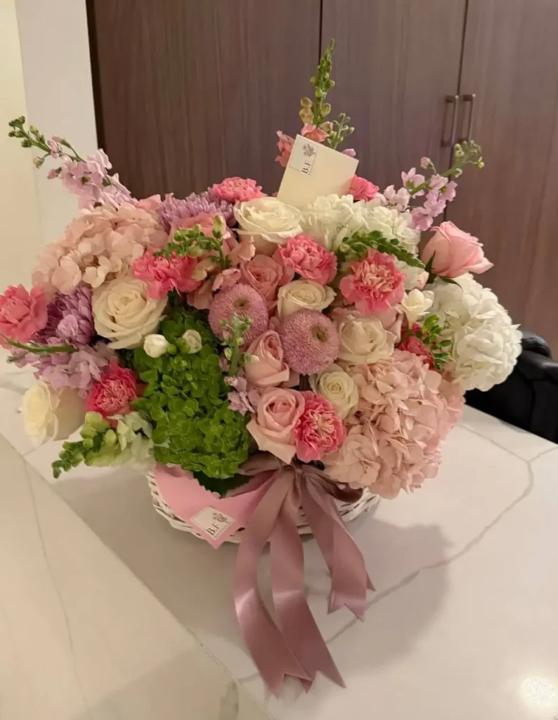 Luxury luxury rose and hydrangea mixed bouquet arrangement by Boston Flowers for delivery in Boston