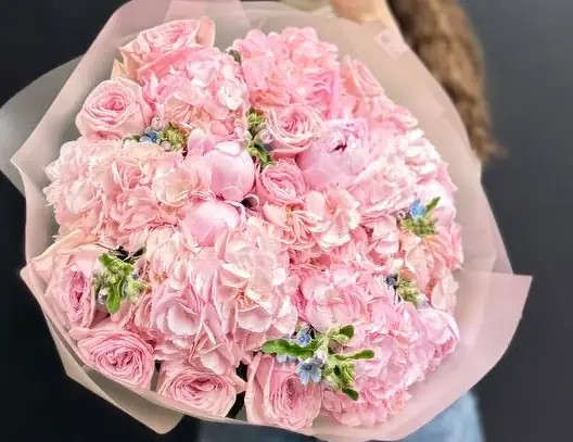 Luxury luxury rose, hydrangea and peony bouquet arrangement by Boston Flowers for delivery in Boston