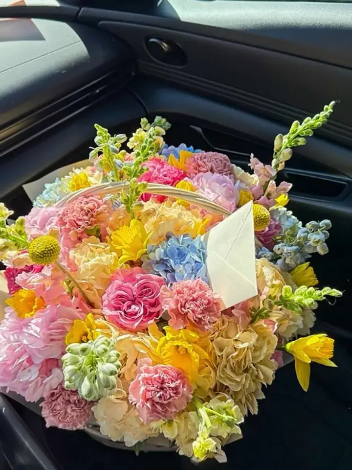 Дофаминовая корзина: детали люксового дизайна от Boston Flowers - Слайд 2