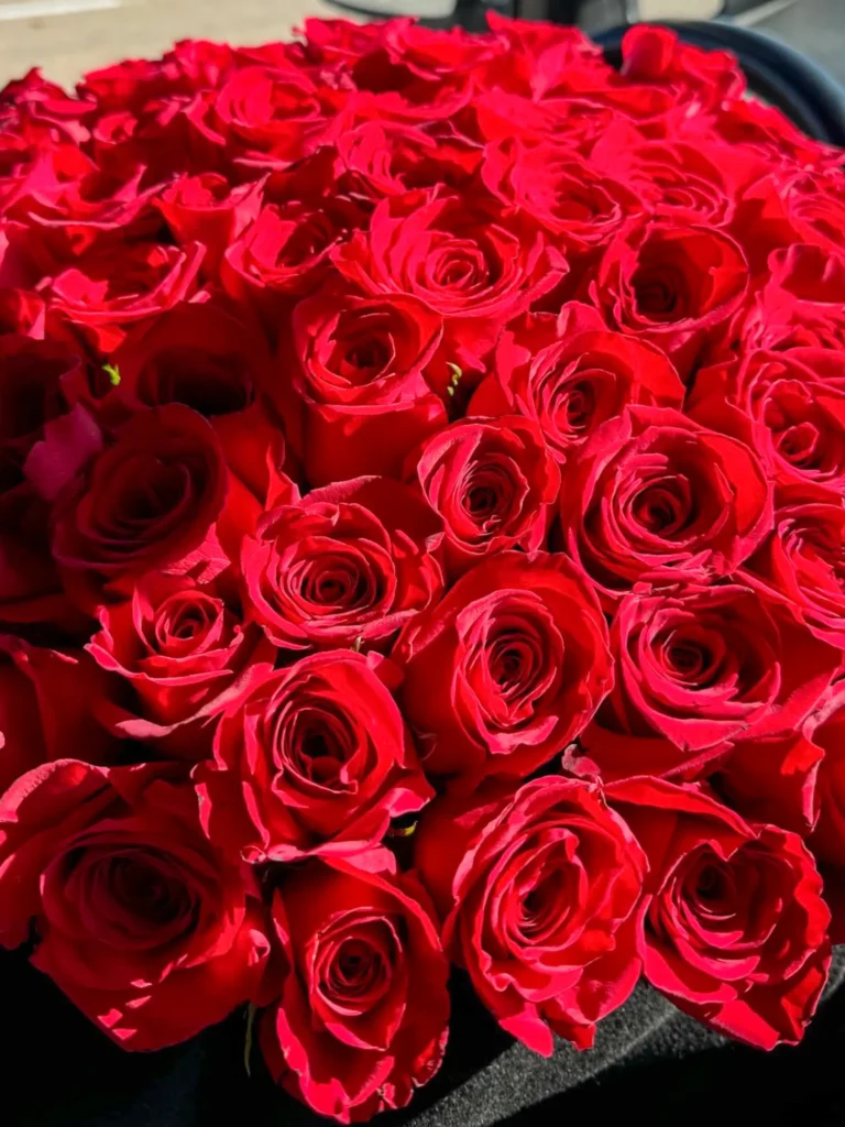 Luxury red ecuadorian roses arranged by Boston Flowers for Boston delivery