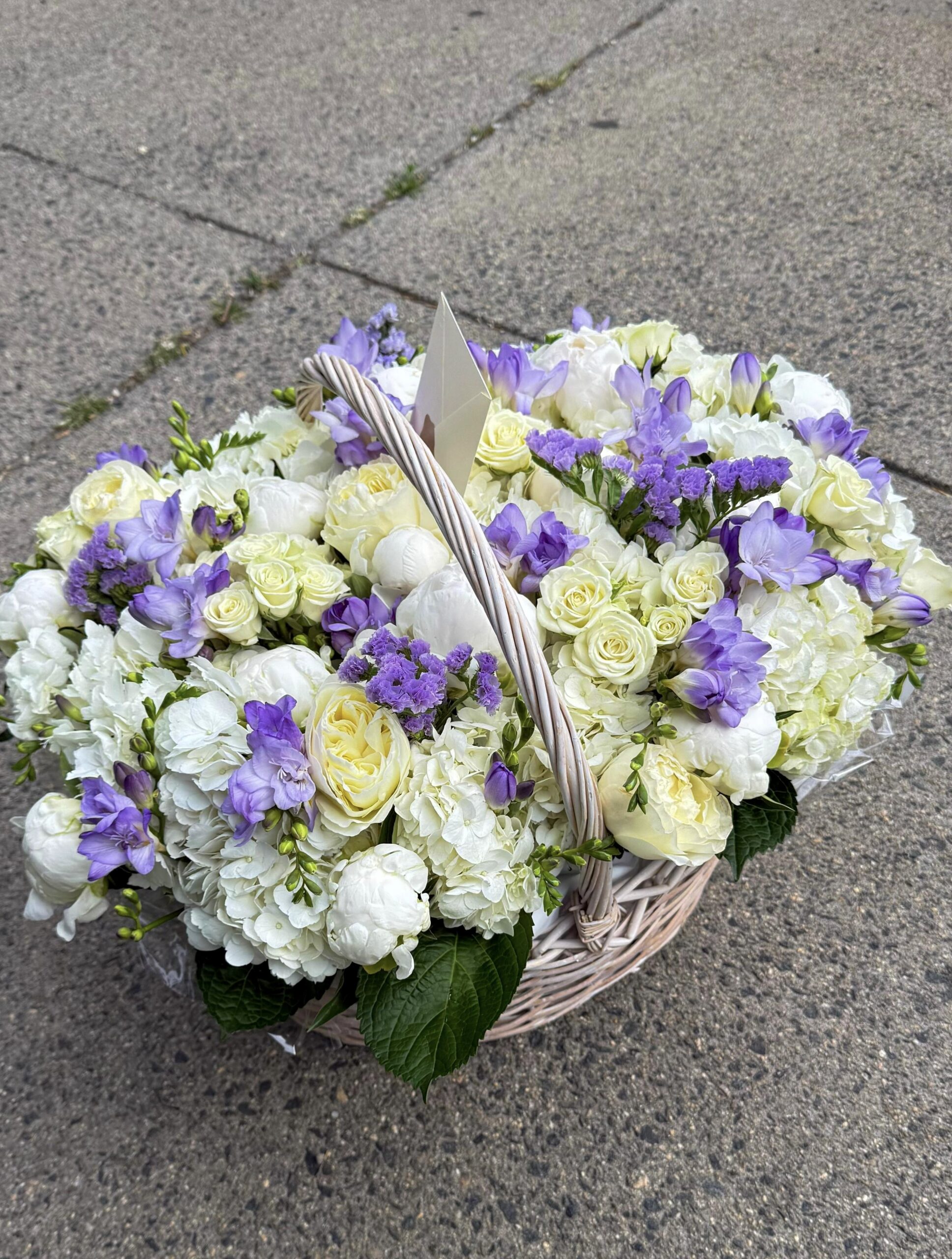 Top view of The Beacon Hill Blossom luxury flower basket