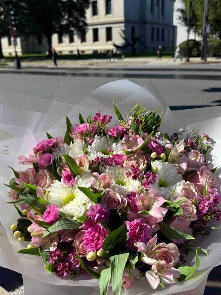 Lexington Common Garden Mix Roses, Garden Roses, Lilies bouquet in White, Cream & Ivory and Blush, Pink & Pastel for premium flower delivery in Boston
