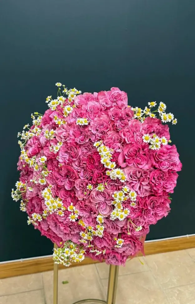 Provincetown Symphony by Boston Flowers, detail view 3