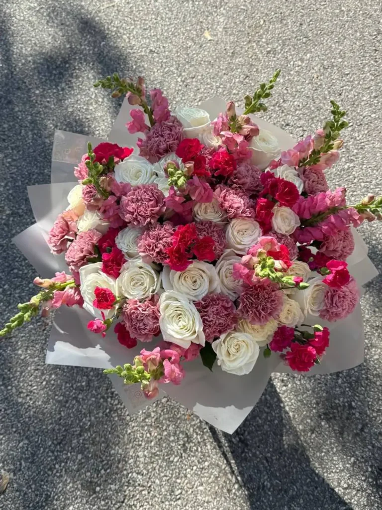 Seaport District Evening Glow Mix Roses, Mixed Flowers bouquet in White, Cream & Ivory and Blush, Pink & Pastel for premium flower delivery in Boston